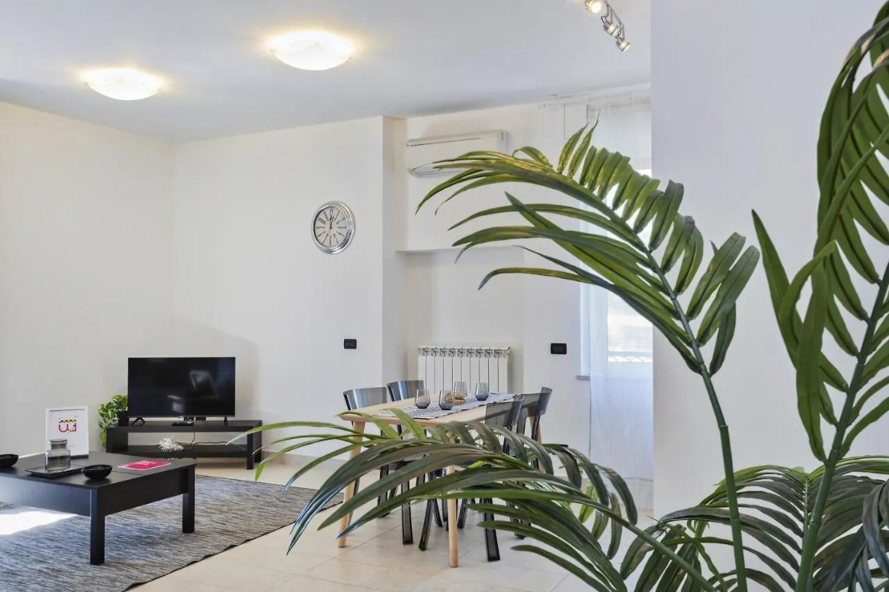 Shelley Apartments By Wonderful Italy Genua Italien